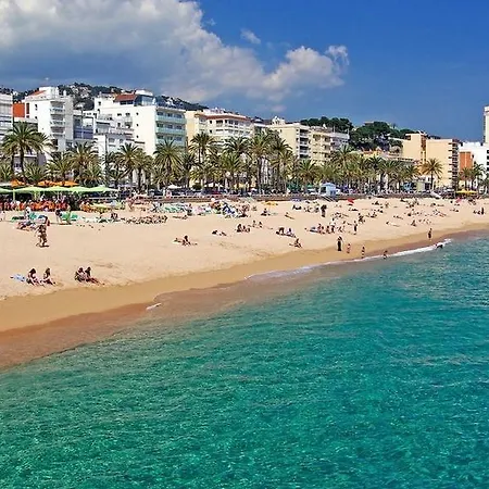 Apartamento Homeholidaysrentals Calafats Ii *